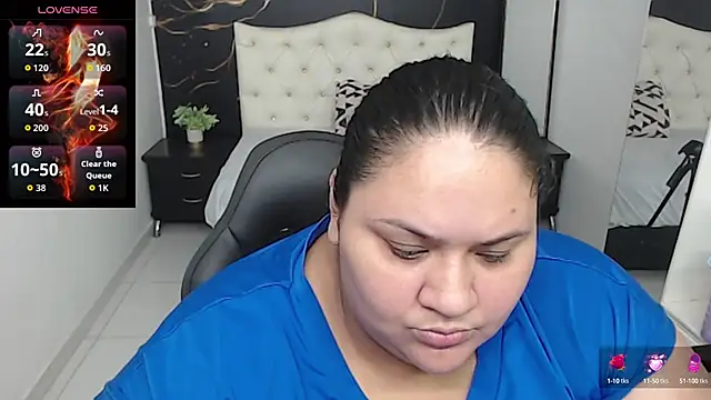 Snapshot of Aaliyah11 chatting on 10.14.25 Aaliyah11 online show from 10.14.25