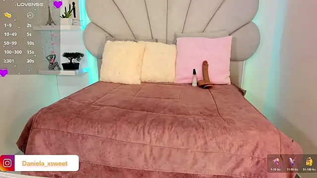 Danielaangelina online show from 02.17.26