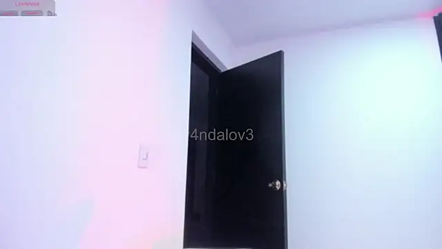 ggor4w33 online show from 12.04.25