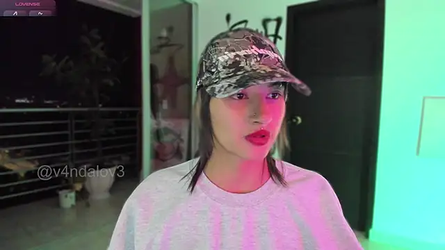 ggor4w33 online show from 12.22.25