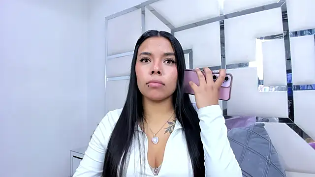 ZoeWan69 online show from 03.08.26