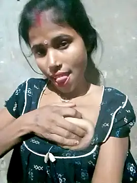 Snapshot of Miss_triha chatting on 03.04.25 Miss triha online show from 03.04.25