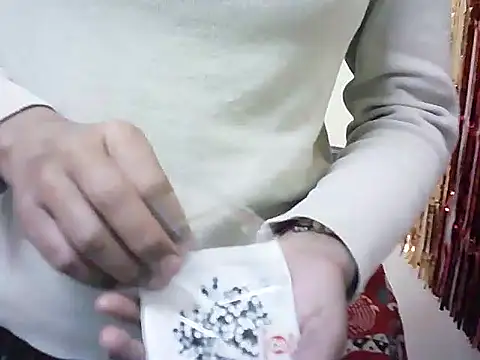 Snapshot of Rubi-Ji chatting on 02.10.25 Rubi-Ji online show from 02.10.25