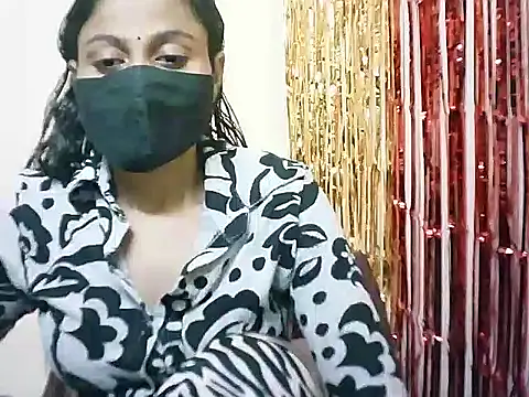 Snapshot of Rubi-Ji chatting on 02.14.25 Rubi-Ji online show from 02.14.25