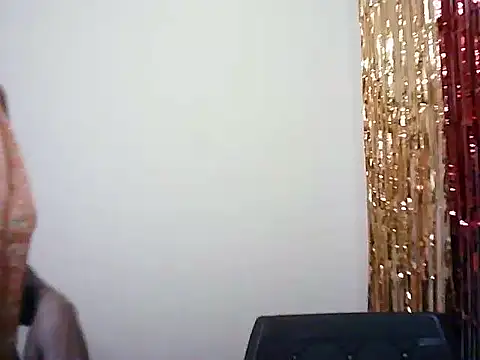 Snapshot of Rubi-Ji chatting on 02.16.25 Rubi-Ji online show from 02.16.25