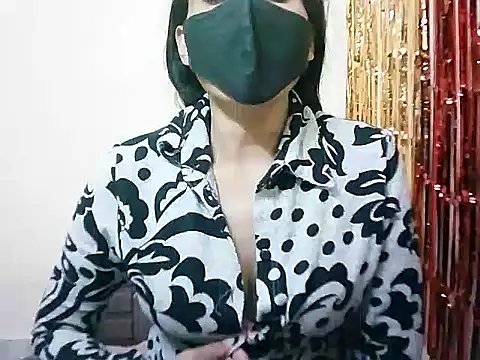 Snapshot of Rubi-Ji chatting on 02.18.25 Rubi-Ji online show from 02.18.25