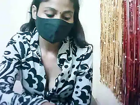 Snapshot of Rubi-Ji chatting on 02.19.25 Rubi-Ji online show from 02.19.25