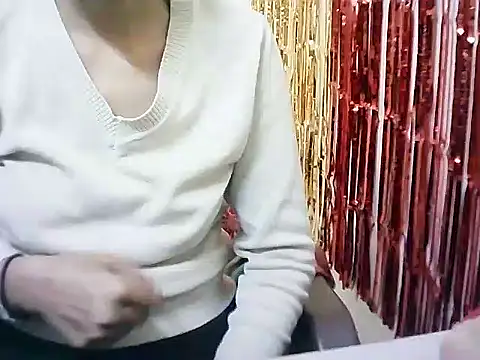 Snapshot of Rubi-Ji chatting on 02.21.25 Rubi-Ji online show from 02.21.25