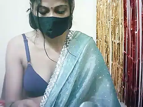 Snapshot of Rubi-Ji chatting on 02.27.25 Rubi-Ji online show from 02.27.25