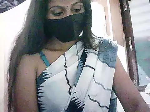 Snapshot of Rubi-Ji chatting on 03.15.25 Rubi-Ji online show from 03.15.25
