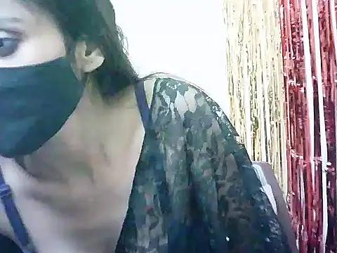 Snapshot of Rubi-Ji chatting on 03.18.25 Rubi-Ji online show from 03.18.25