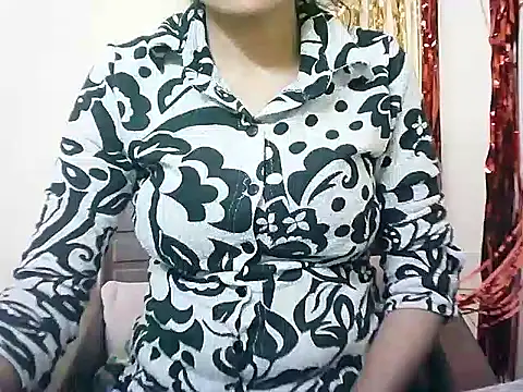 Snapshot of Rubi-Ji chatting on 03.20.25 Rubi-Ji online show from 03.20.25