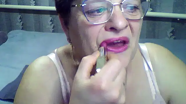 Snapshot of ElzaJewel chatting on 02.25.26 ElzaJewel online show from 02.25.26