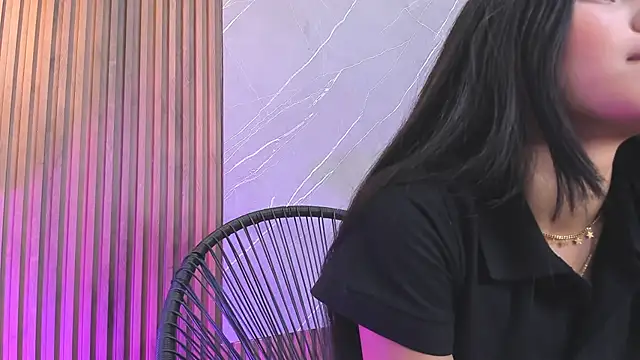 ariana jhonson1 online show from 02.28.25