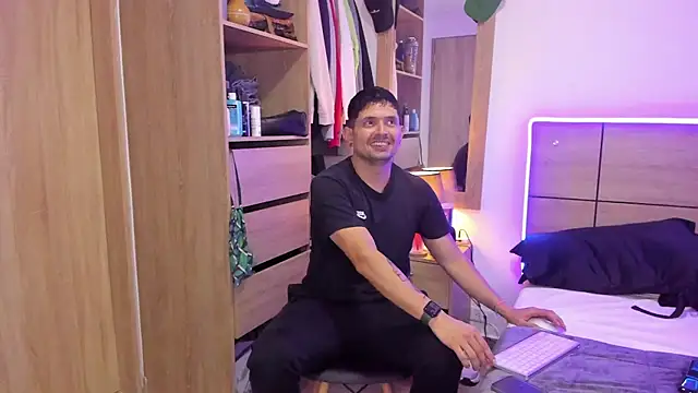 ILoveNYStyle online show from 03.20.25