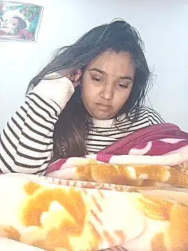 RAYI 01 online show from 02.09.25