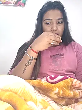 RAYI 01 online show from 02.14.25