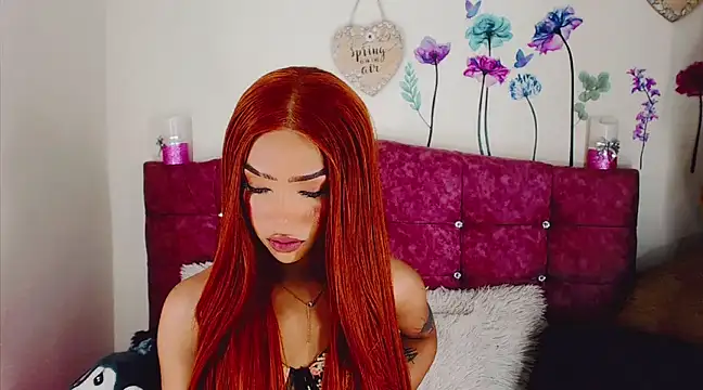 Snapshot of Khloe_Leal chatting on 02.27.25 Khloe Leal online show from 02.27.25