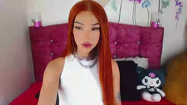 Snapshot of Khloe_Leal chatting on 03.02.25 Khloe Leal online show from 03.02.25