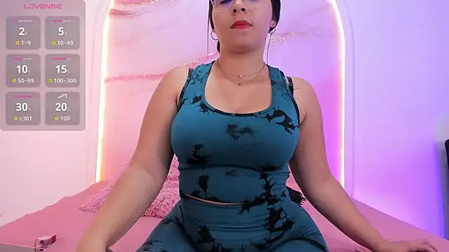 Sofii Lopezz online show from 10.22.25