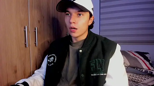 Mastrangelo xxx online show from 12.23.25