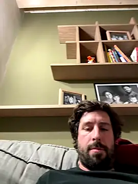 Ovett086 online show from 12.14.25