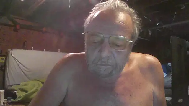 Snapshot of mercuryice chatting on 09.14.25 mercuryice online show from 09.14.25