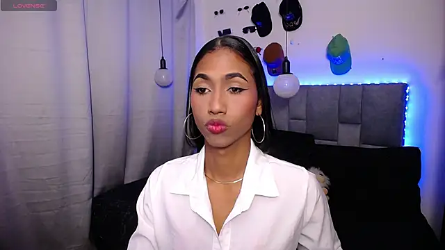 Alissemasiel online show from 11.28.25