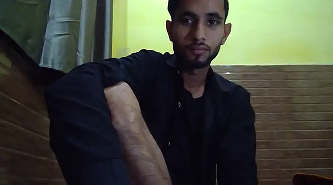 Queen Couple online show from 02.16.25