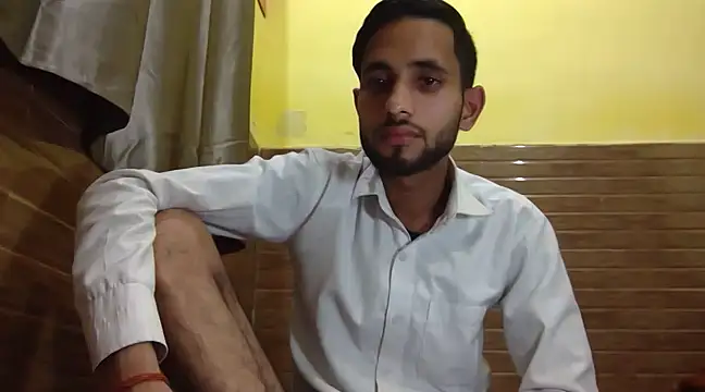 Queen Couple online show from 02.17.25