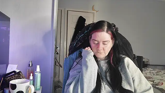 AureliaXOX online show from 12.03.25