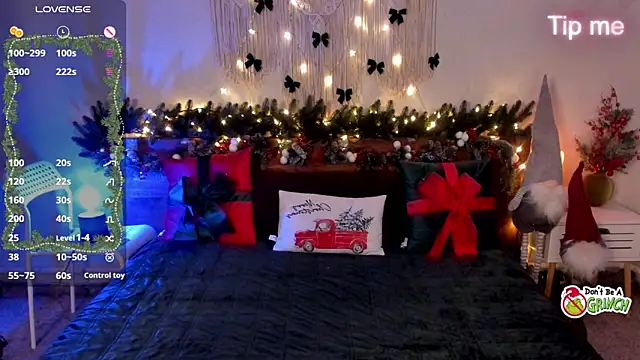 Maria Moonlight online show from 12.20.25