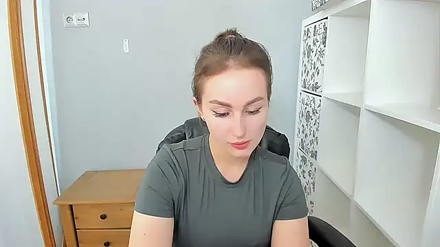 DonnaCam online show from 09.14.25