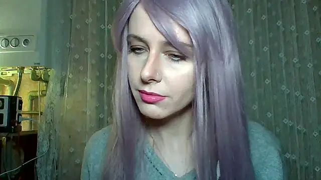 LuminousLady online show from 02.22.25