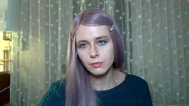 LuminousLady online show from 02.28.25