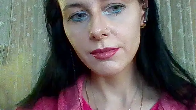 LuminousLady online show from 03.18.25