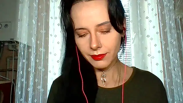 LuminousLady online show from 09.22.25