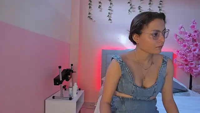 littletammy4u  online show from 10.03.25