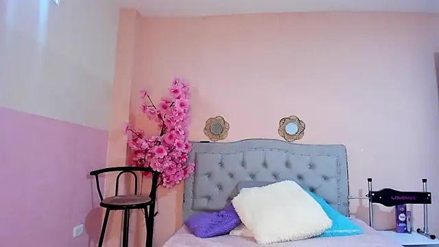 littletammy4u  online show from 01.12.26