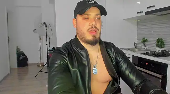 ZackMasterss online show from 02.04.25