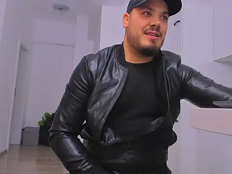 ZackMasterss online show from 11.13.25