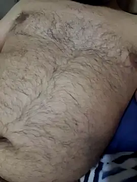 Snapshot of El_inge_oso chatting on 02.14.25 El inge oso online show from 02.14.25