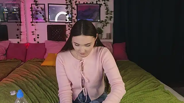 Kira Jin online show from 02.21.25