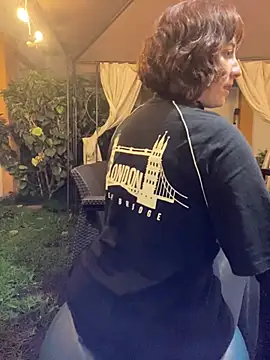 Maggie Geller online show from 03.22.25