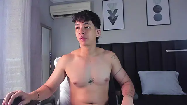 ISAAC CRYSTON online show from 03.10.25