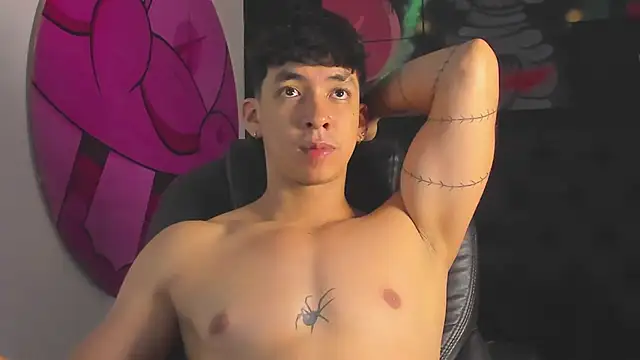 ISAAC CRYSTON online show from 10.08.25