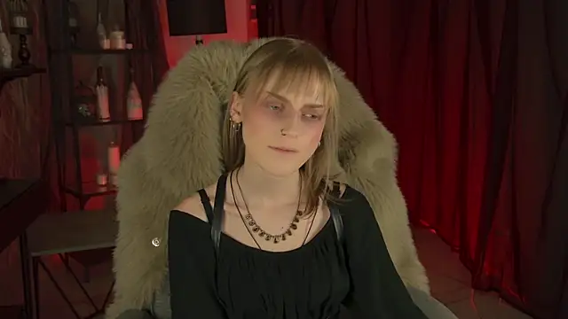 KiraMontoya online show from 04.04.26