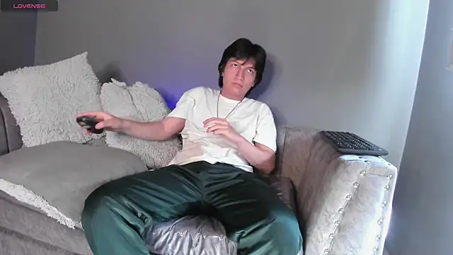 Golden-Boyy online show from 03.01.25