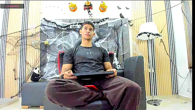 ANDRES STUD online show from 10.28.25