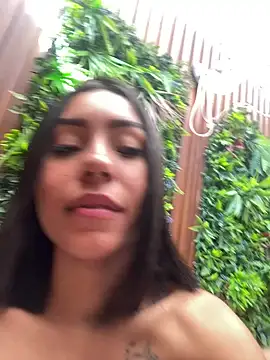 Snapshot of julieta_fn chatting on 01.19.26 julieta fn online show from 01.19.26